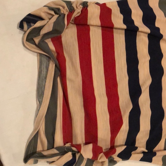 Top - Picture 4 of 4